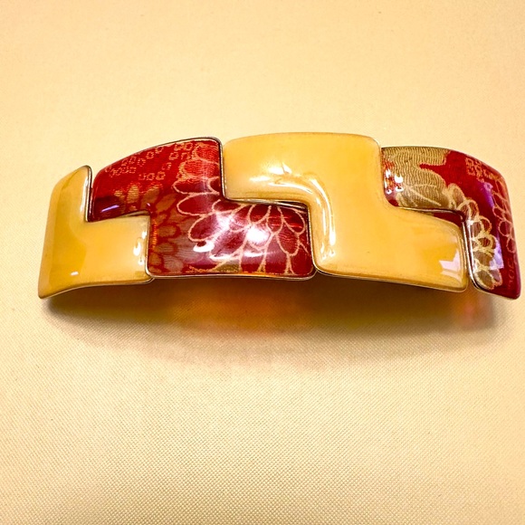 Clip Paris Red and Cream Patterned Barrette - Picture 4 of 7